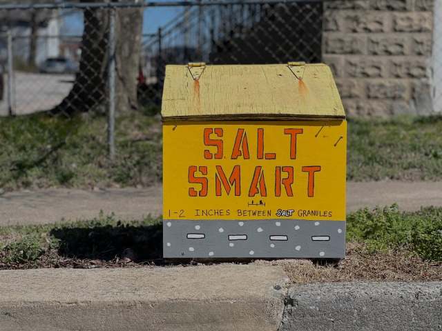 Sage and evergreen advice on how to best use your friendly neighborhood (and iconic) Baltimore Saltboxes from our friends at the Chesapeake Conservation and Climate Corps.
Members:
@chesapeakebaytrust
@chesconscorps
@md_environment
Use the Baltimore City DOT Saltbox map (link in Bio) to find your local box and stock up on salt before weather starts and follow @bmorecitydot for updates and yuks.
And if you can free a hand from your mittens, post some pics of your local box in action!
Shovel and salt wisely, friends!
#baltimoresaltbox #saltbox #baltimore #saltwisely #snowtoriousbig